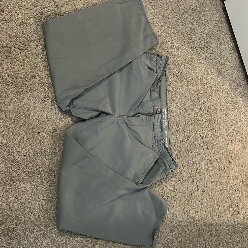 Men’s Levi grey khaki’s 36 x 30, like new.